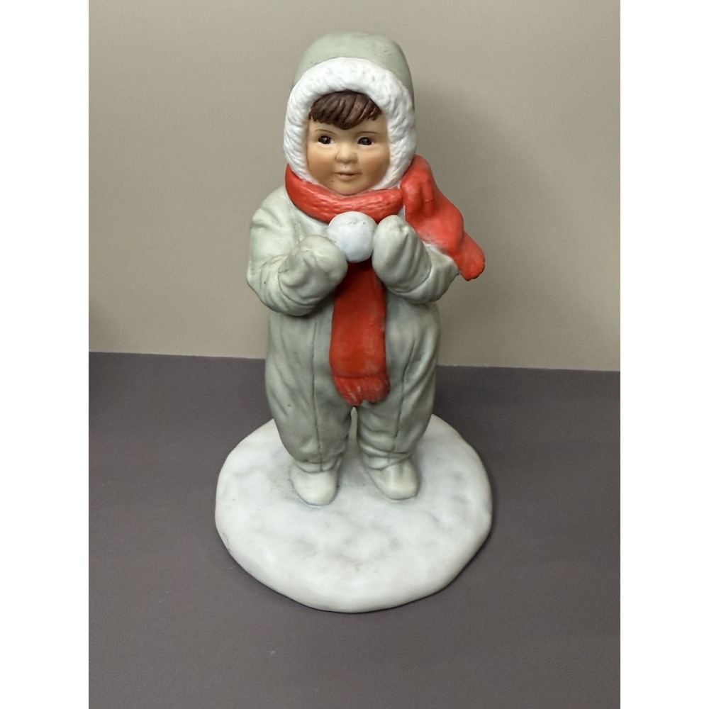 Vintage 1984 'Winter Angel' Porcelain Limited Edition #1127 Pemberton & Oakes